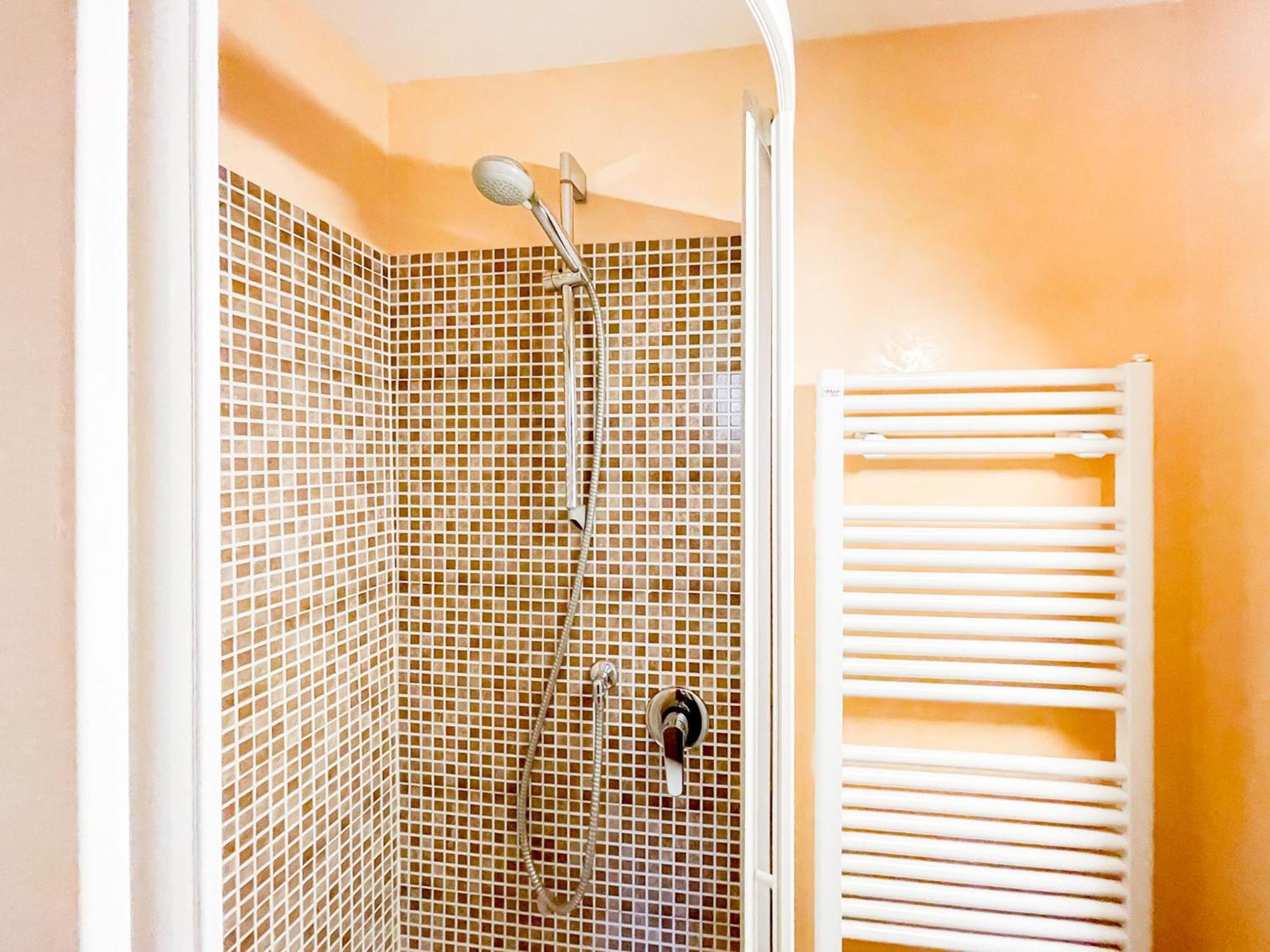 Spacious By Duomo Apartment Florenz